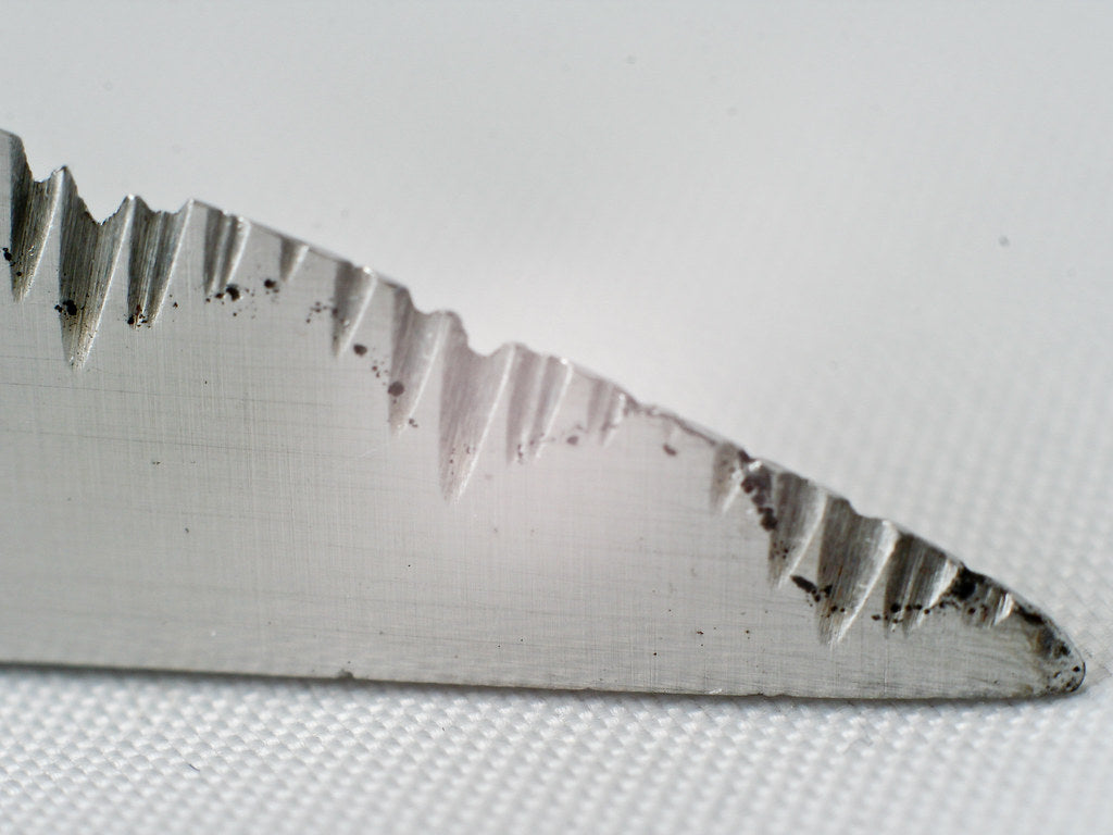 knife edge close up