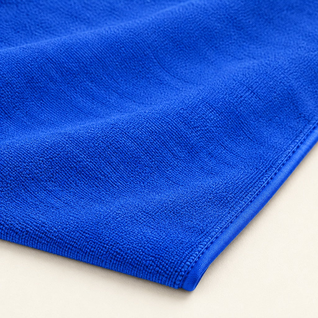Quick-Dry Microfiber Towel - material close-up