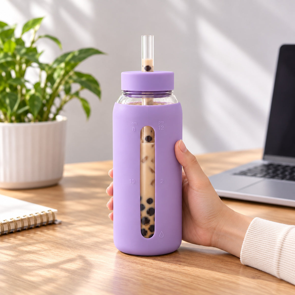 Purple 800 ml glass bottle with wide straw for bubble tea at a desk.