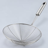 Stainless steel concentric wire basket and open drainage gaps.