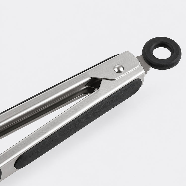 Black pull-lock ring and riveted stainless steel tong hinge.