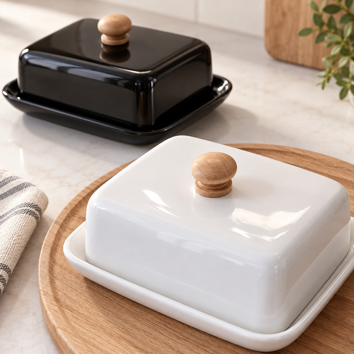 2026 High-End Elegant Ceramic Butter Dish with Lid Rectangular Sealable Snack Storage Box for Home Kitchen Restaurant Tableware product image 5