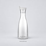 1600 ml carafe with approximate 31.5 cm height.