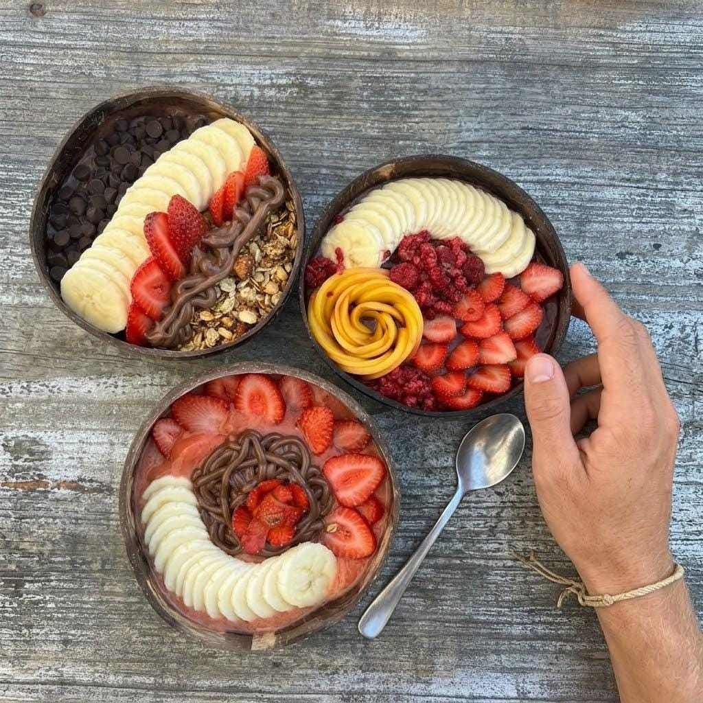 Coconut Shell Bowls with Wooden Spoons for Poke Ramen Rice