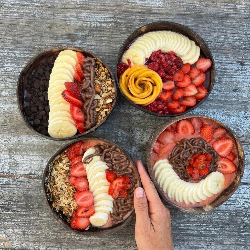 Coconut Shell Bowls with Wooden Spoons for Poke Ramen Rice