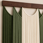 Macro of the batten and the arc tops of the green and cream bands