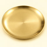 One gold round stainless steel serving plate, 30 cm diameter.