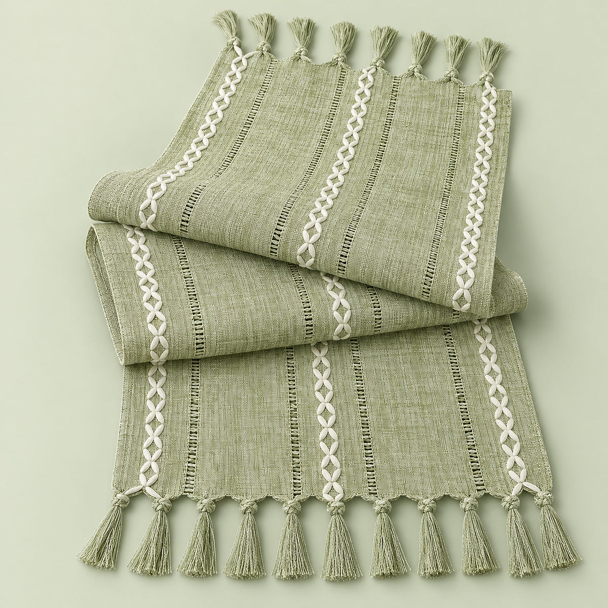 One green fringed runner on pale green studio background; length selected separately.