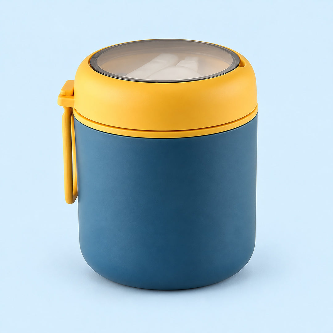 One assembled navy 530 ml food jar with fitted lid.