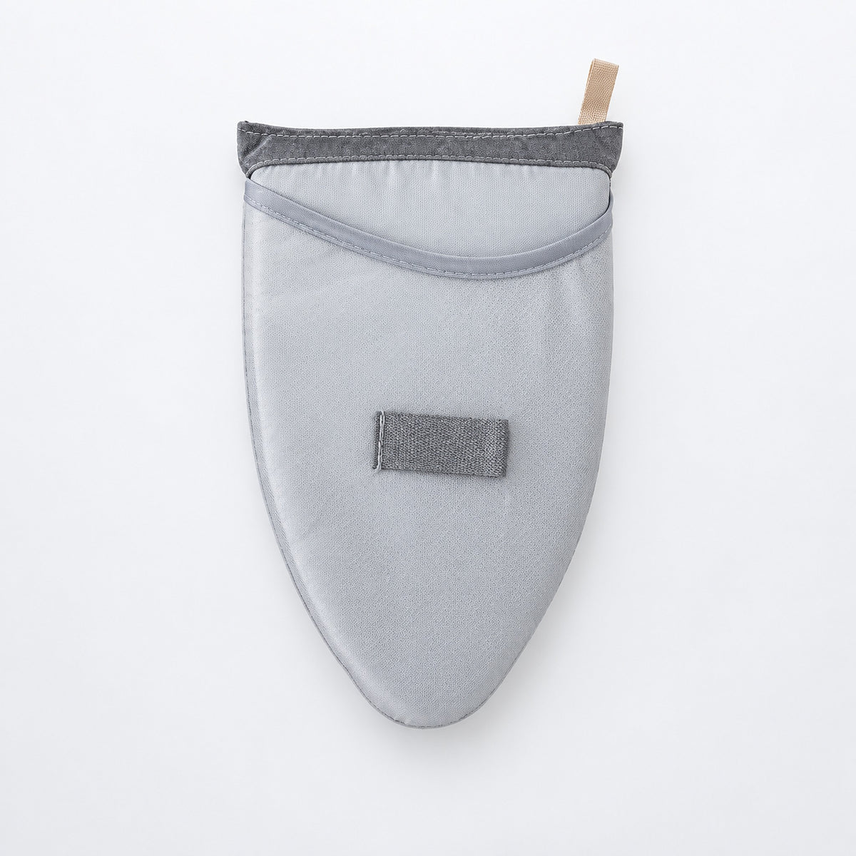 One tapered garment-steaming pad with mesh hand pocket.