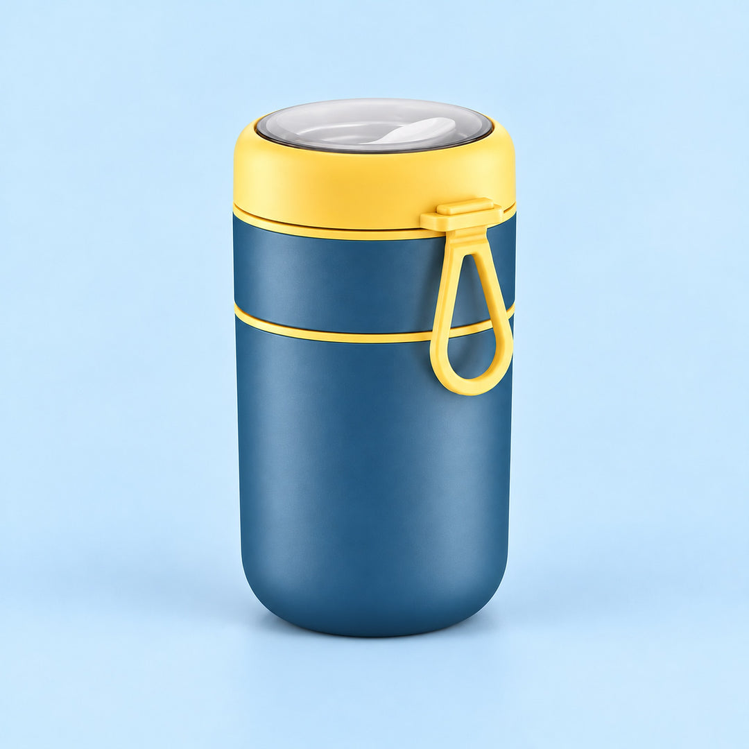 One assembled navy 710 ml food jar with fitted lid.