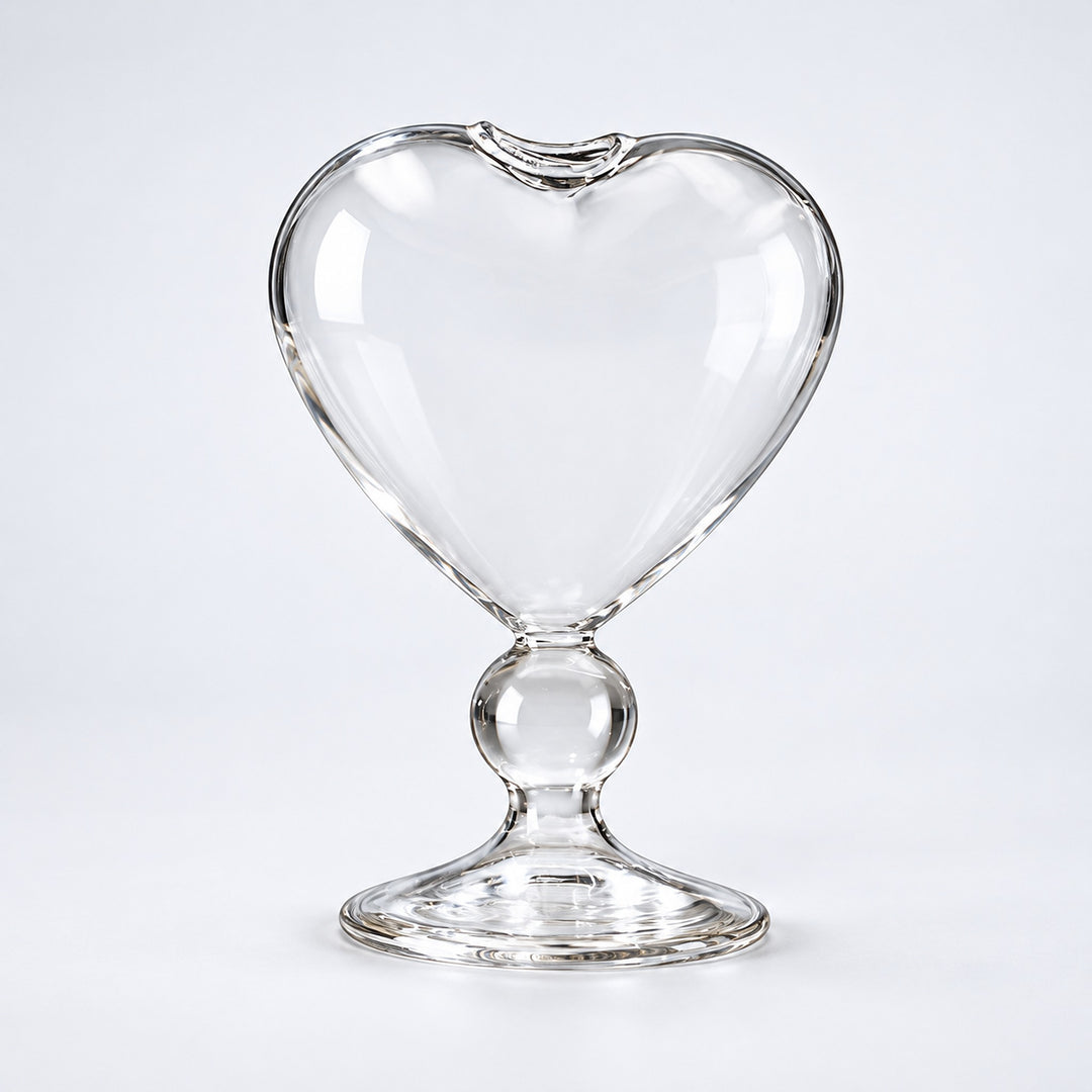 Empty 220 ml smooth heart glass.
