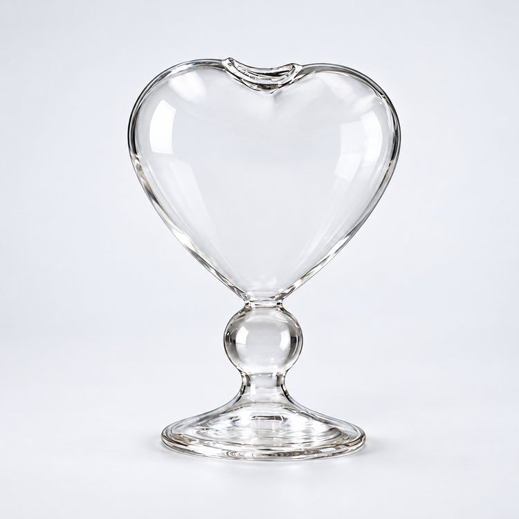 Empty 220 ml smooth heart glass.