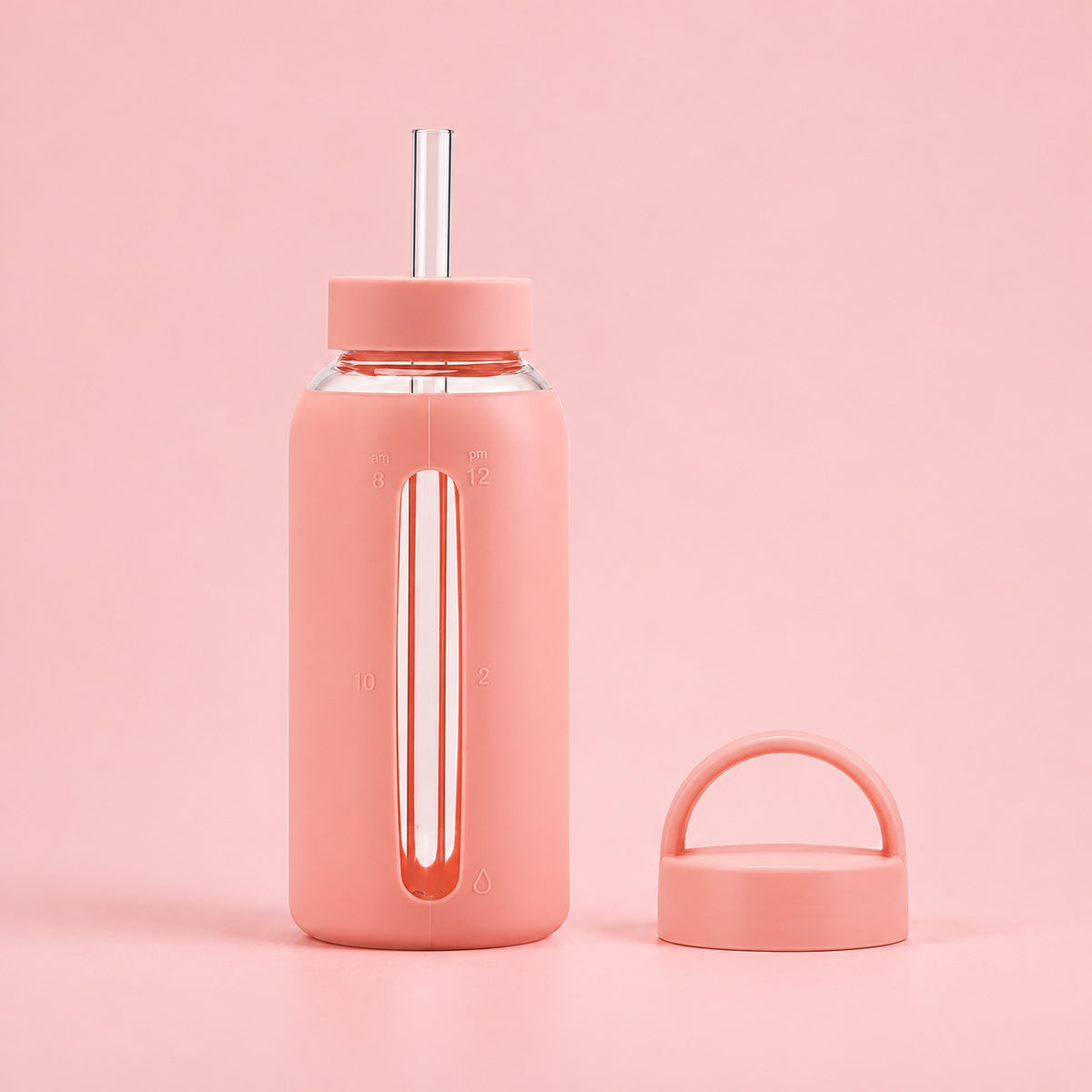 Light Pink 800 ml glass bottle with silicone sleeve, wide straw and spare loop lid.
